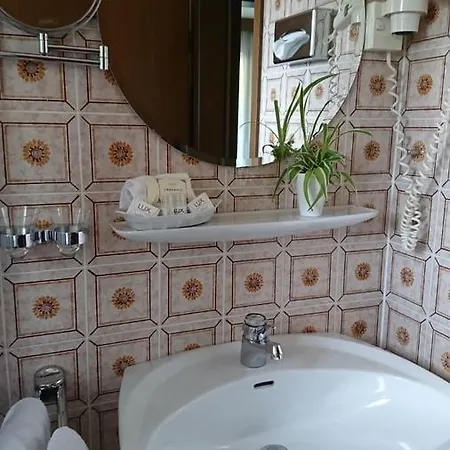 Bed and Breakfast Cafe Blaich - Garni Höfen an der Enz